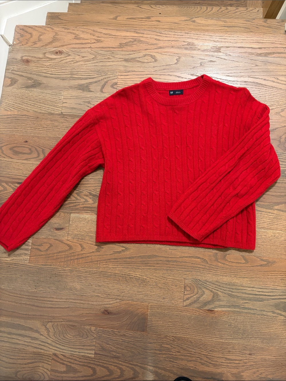 GAP Women’s Cable-Knit Crewneck Sweater in Red size S petite